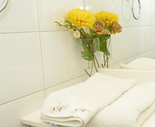 Encomenderos Suites - Apartamentos Amoblados Santiago de Chile Rum bild